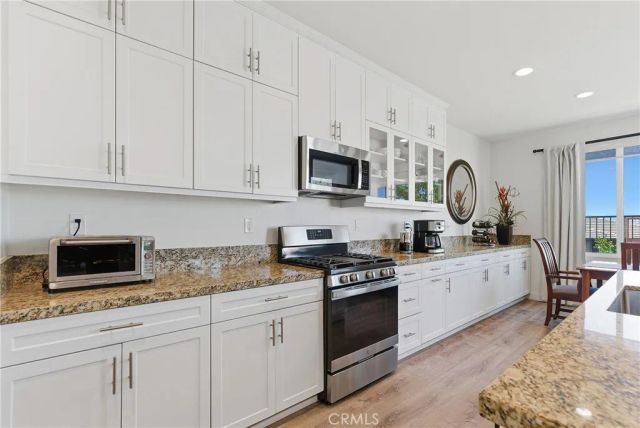 18106 Meridian, Saugus, CA 91350