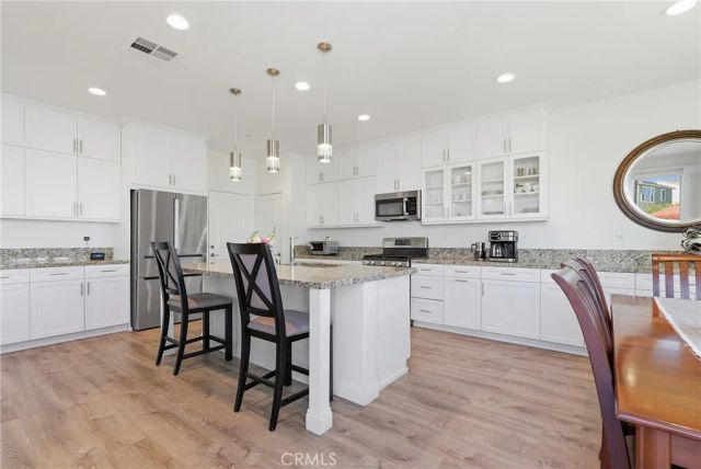 18106 Meridian, Saugus, CA 91350