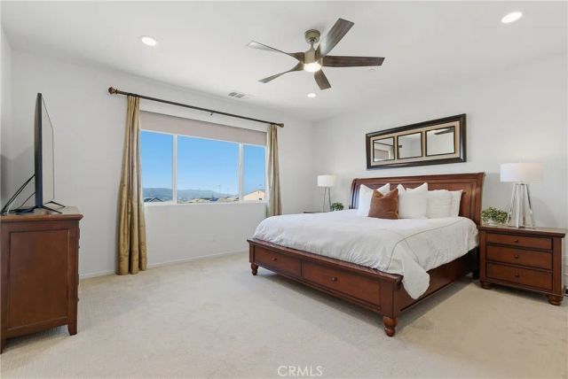 18106 Meridian, Saugus, CA 91350