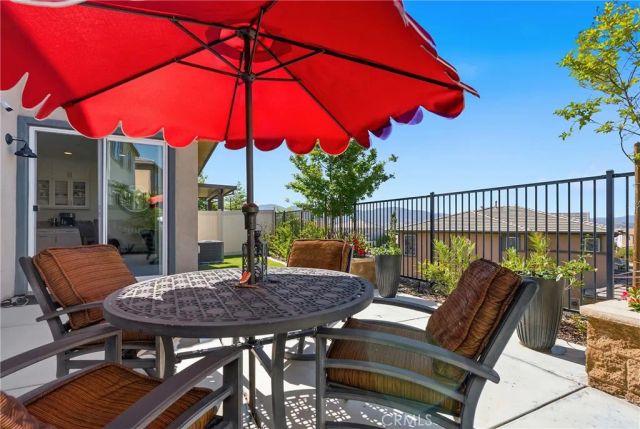 18106 Meridian, Saugus, CA 91350