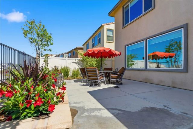 18106 Meridian, Saugus, CA 91350