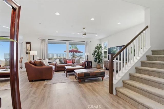 18106 Meridian, Saugus, CA 91350