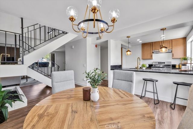 2120 B N Indian Canyon, Palm Springs, CA 92262