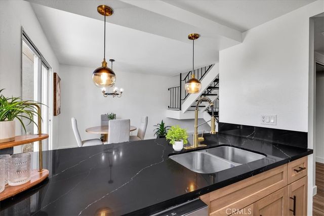 2120 B N Indian Canyon, Palm Springs, CA 92262