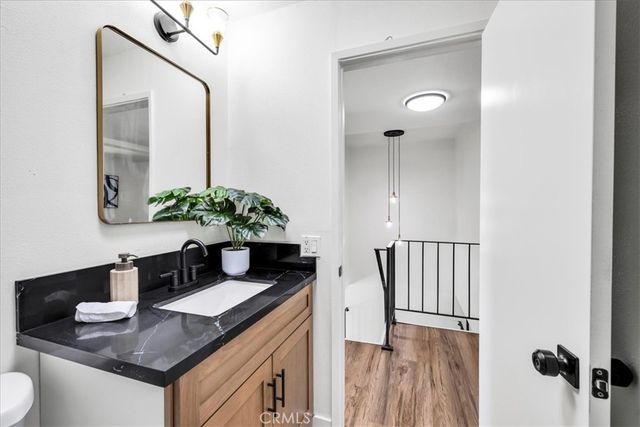 2120 B N Indian Canyon, Palm Springs, CA 92262