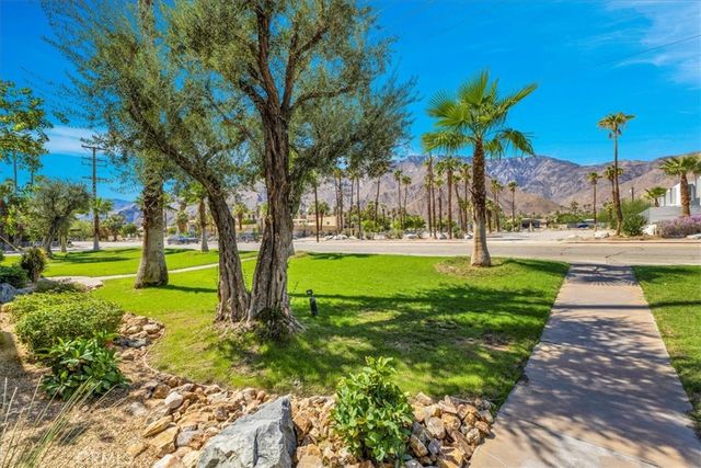 2120 B N Indian Canyon, Palm Springs, CA 92262