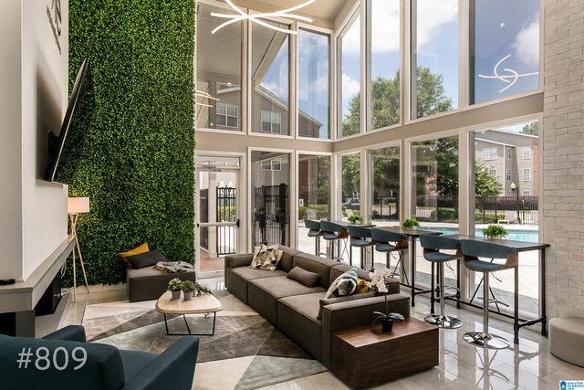 120 15th St E Apt 809, Tuscaloosa, AL 35401