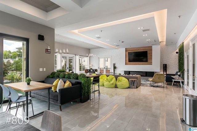 120 15th St E Apt 809, Tuscaloosa, AL 35401