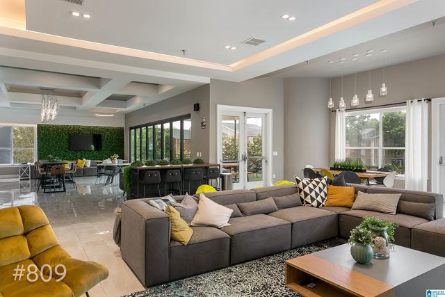 120 15th St E Apt 809, Tuscaloosa, AL 35401