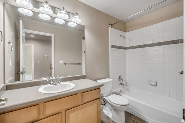 645 E ROCKY MOUTH LN, Draper, UT 84020