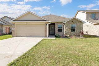 1714 Avenue J, Danbury, TX 77534