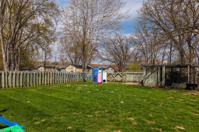 1004 N 4th Avenue N, Sauk Rapids, MN 56379