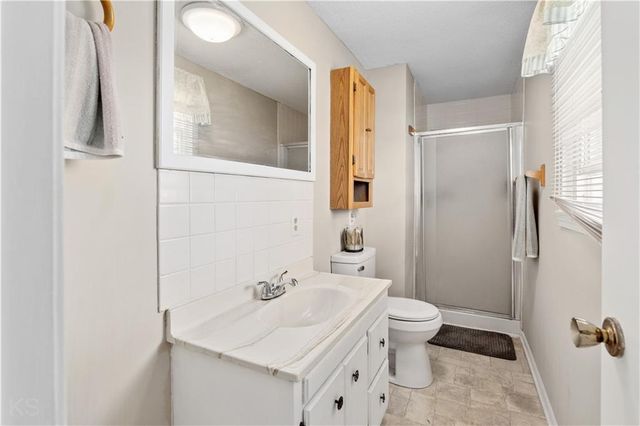 27297 U Highway, Sedalia, MO 65301