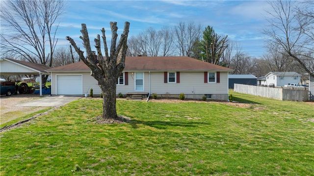 27297 U Highway, Sedalia, MO 65301