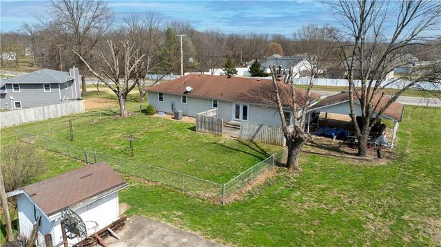 27297 U Highway, Sedalia, MO 65301
