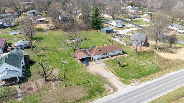 27297 U Highway, Sedalia, MO 65301