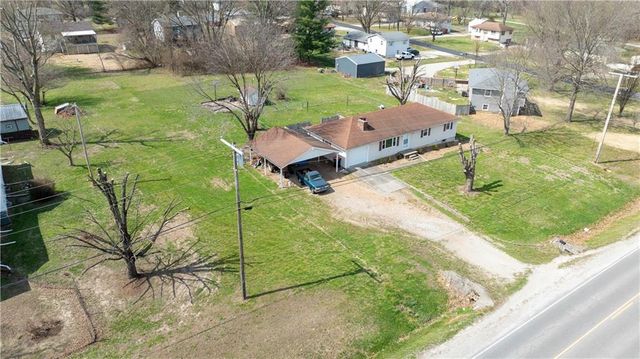 27297 U Highway, Sedalia, MO 65301