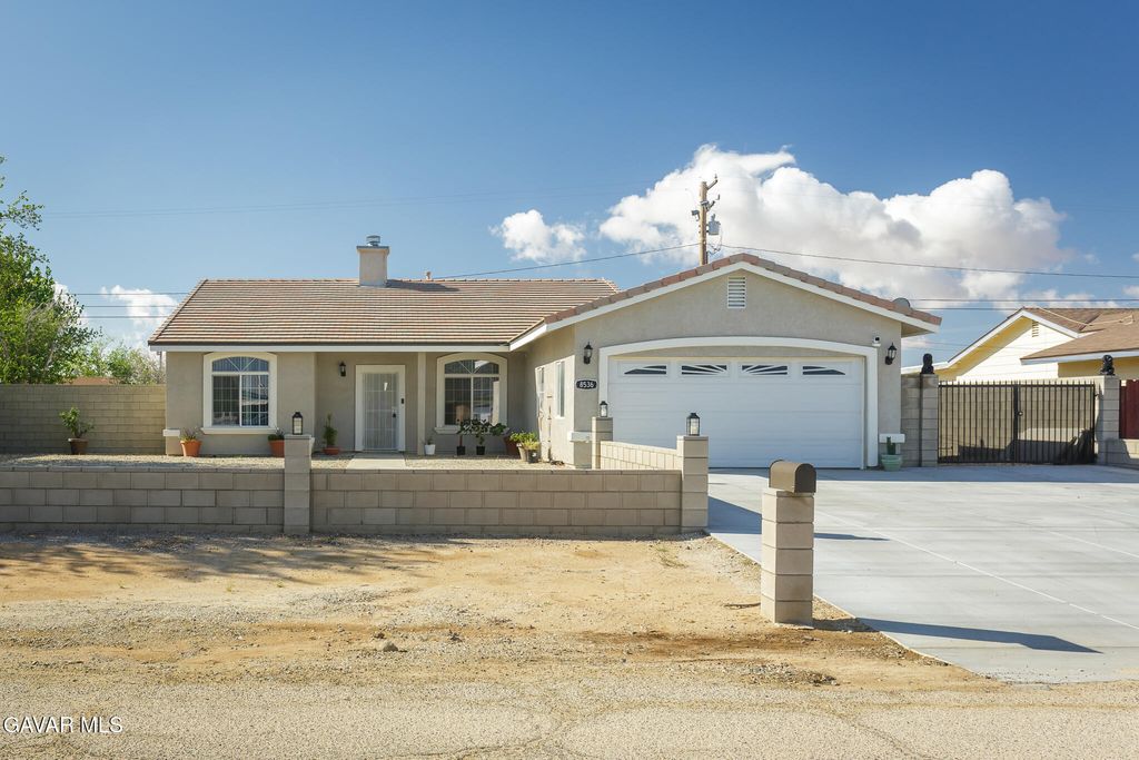 8536 Underwood Avenue, California City, CA 93505