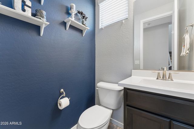 1917 S FOLLETT Way, Gilbert, AZ 85295