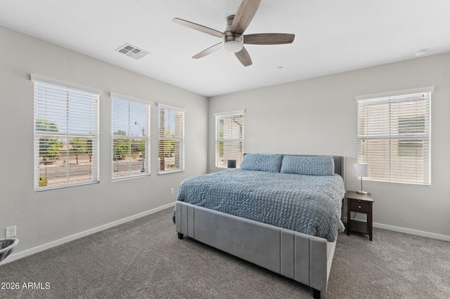 1917 S FOLLETT Way, Gilbert, AZ 85295