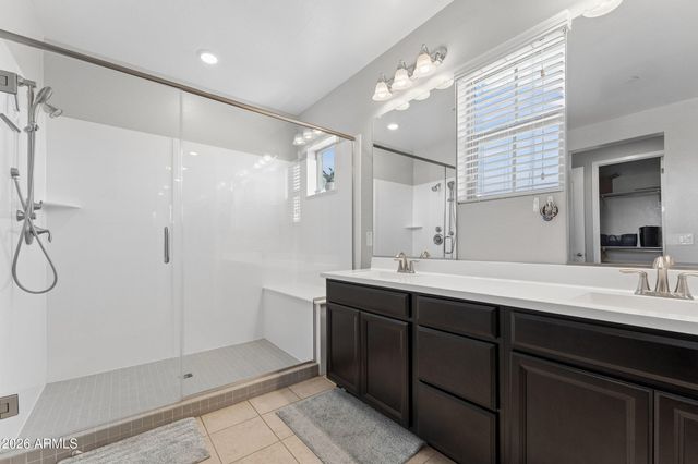 1917 S FOLLETT Way, Gilbert, AZ 85295