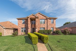 235 Deerfield Court, Cedar Hill, TX 75104