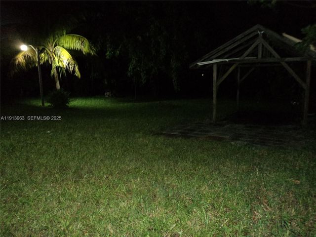 2611 Rodman Street, Hollywood, FL 33020
