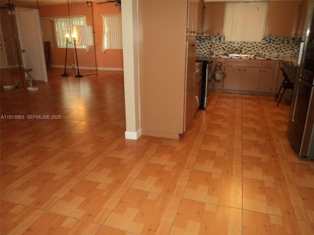 2611 Rodman Street, Hollywood, FL 33020
