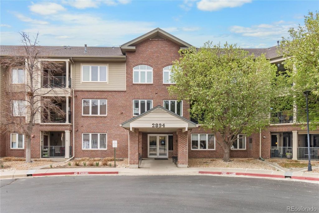 2894 W Riverwalk Circle B108, Littleton, CO 80123
