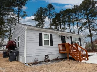 251 Booth Avenue, Henderson, NC 27536