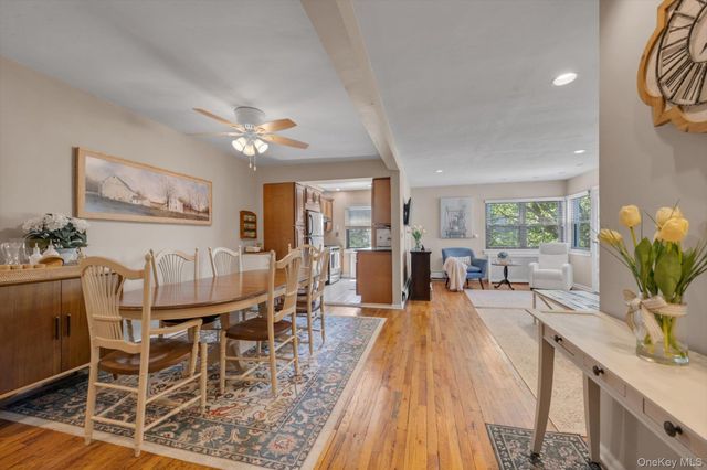 1195 E Broadway L23, Hewlett, NY 11557