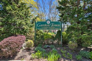 1195 E Broadway L23, Hewlett, NY 11557
