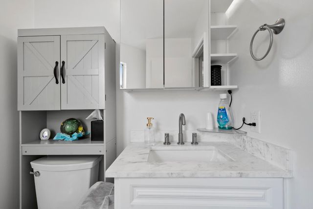 20917 Locust Street D, Hayward, CA 94541