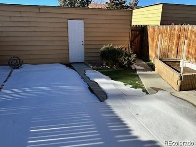 1253 S Troy Street, Aurora, CO 80012