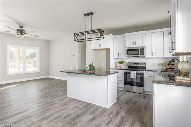 1931 Henry Road, Graham, NC 27253