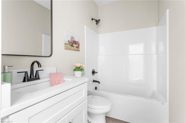 1931 Henry Road, Graham, NC 27253