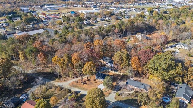 1931 Henry Road, Graham, NC 27253