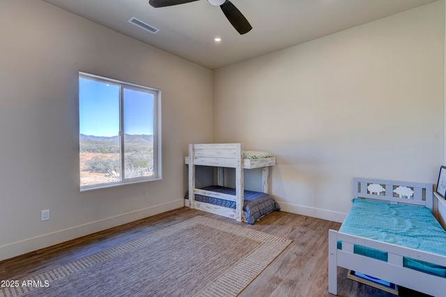 15963 Valentine Lane, Dewey, AZ 86327