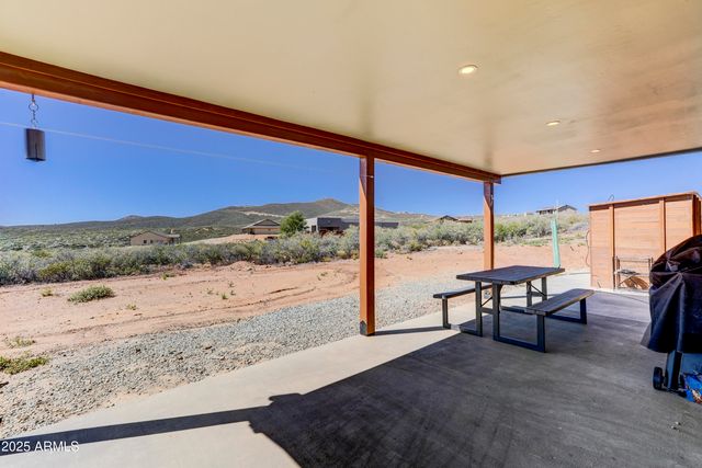 15963 Valentine Lane, Dewey, AZ 86327
