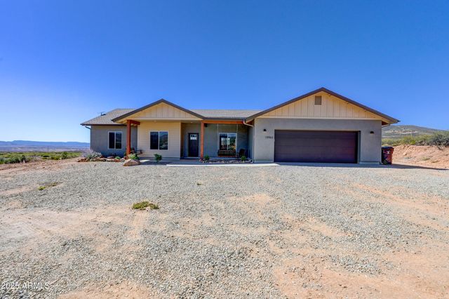 15963 Valentine Lane, Dewey, AZ 86327