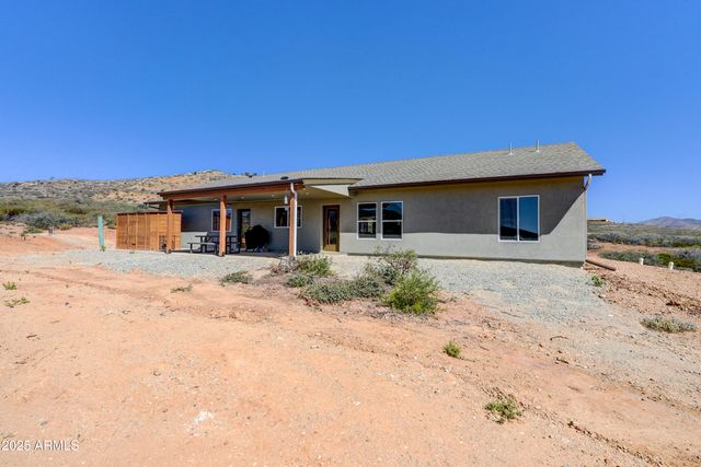 15963 Valentine Lane, Dewey, AZ 86327