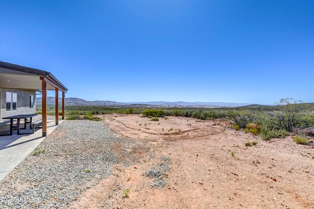 15963 Valentine Lane, Dewey, AZ 86327