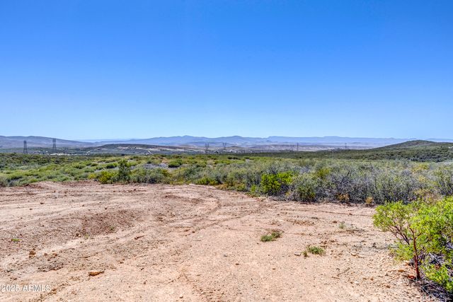 15963 Valentine Lane, Dewey, AZ 86327