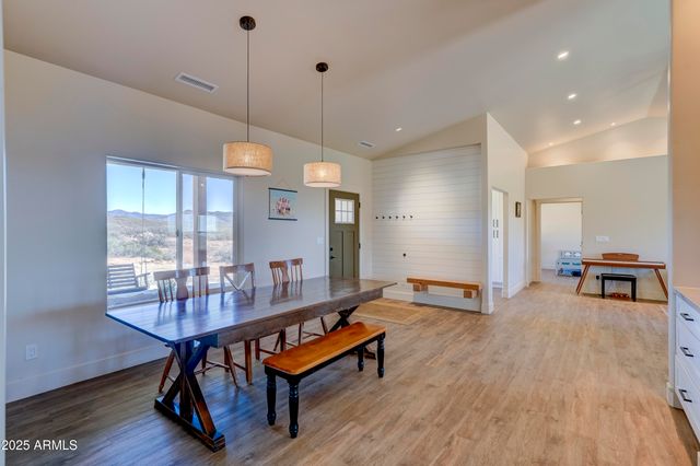 15963 Valentine Lane, Dewey, AZ 86327