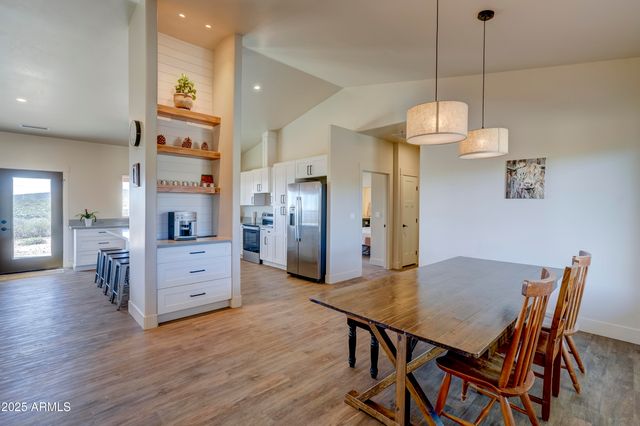 15963 Valentine Lane, Dewey, AZ 86327