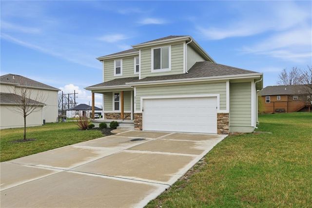 9712 E 220th Street, Peculiar, MO 64078