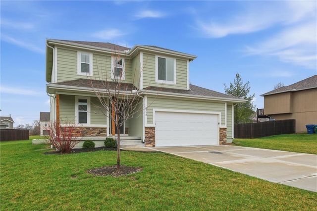 9712 E 220th Street, Peculiar, MO 64078