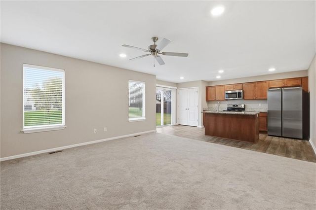 9712 E 220th Street, Peculiar, MO 64078