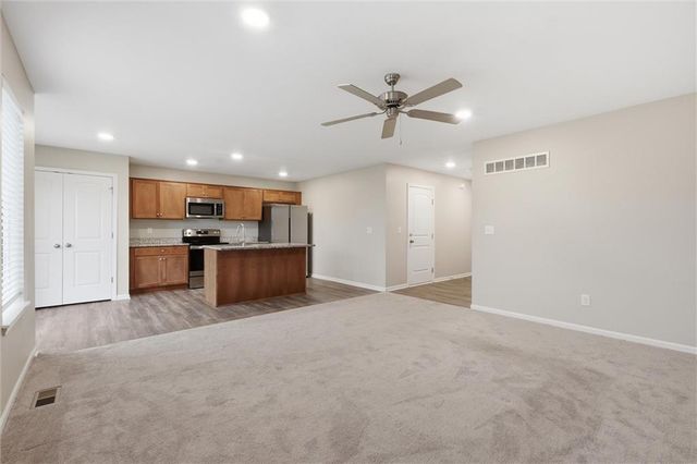 9712 E 220th Street, Peculiar, MO 64078