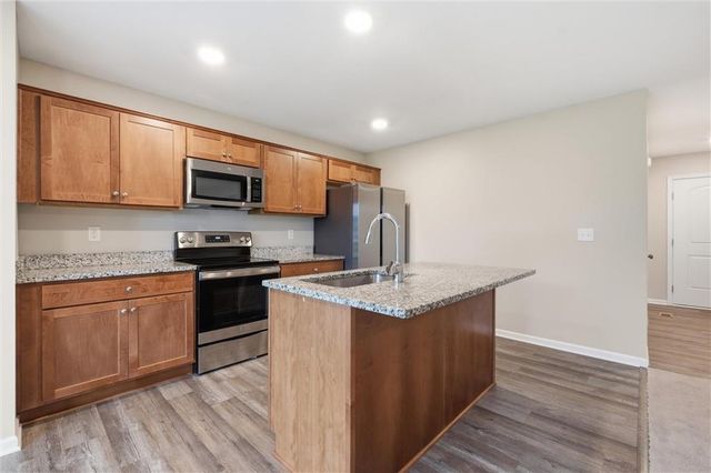 9712 E 220th Street, Peculiar, MO 64078